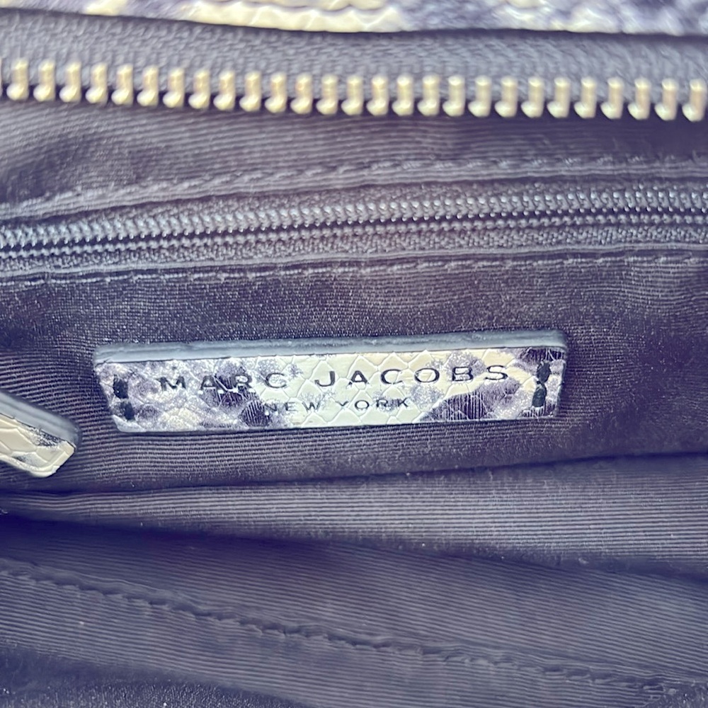 MARC JACOBS Snakeskin Leather Baguette Shoulder Bag - Picture 10 of 11